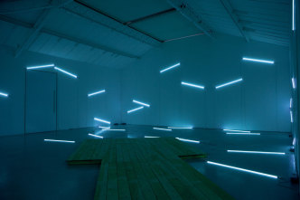 François Morellet, Pier and Ocean, 2014, In collaboration with Tadashi Kawamata, © ADAGP, Paris, 2017, © Tadashi Kawamata, Photo: archives kamel mennour, Courtesy the artist and kamel mennour-Paris/London