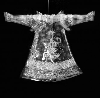 Wang Jin, Chinese Dream, 2006, Polyvinyl chloride, vinyl filament, iron chain, and hook, 170.2 x 210 x 12.7 cm, Pizzuti Collection