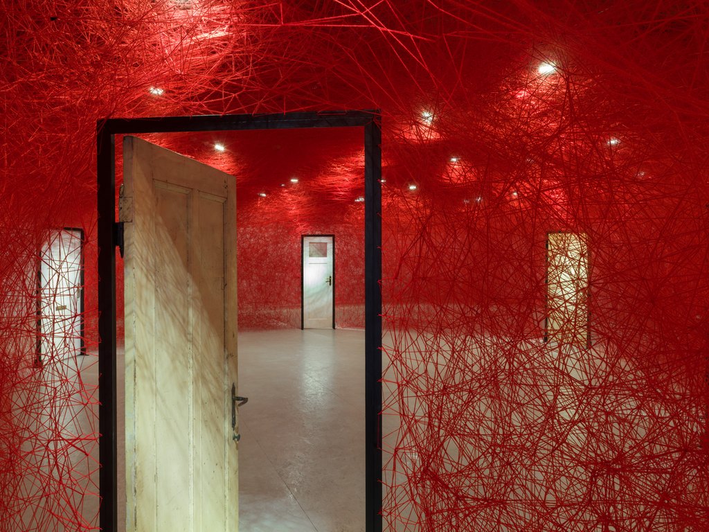 Chiharu Shiota-Tracing Boundaries