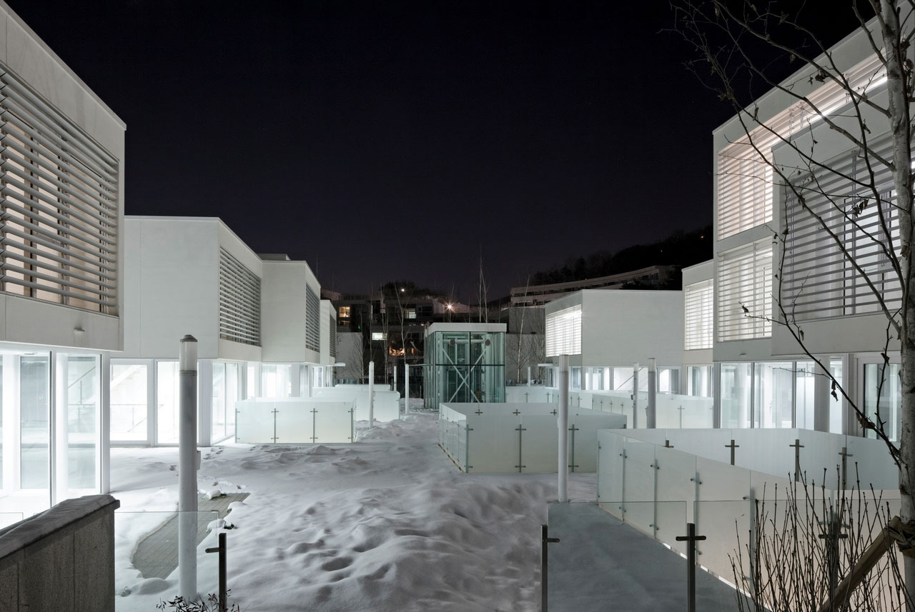 Japanese Architect Riken Yamamoto Receives the 2024 Pritzker Architecture  Prize