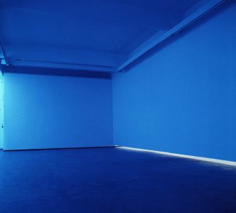 Bruce Nauman, Natural Light, Blue Light Room, Installation view at Ace Gallery, Vancouver, 1971