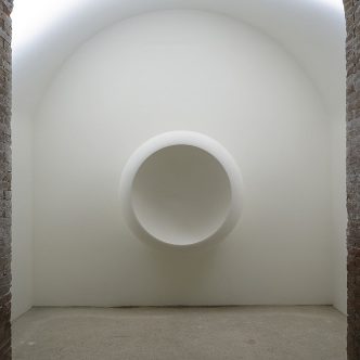 Anish Kapoor, White Dark VIII, 2000 – © Courtesy of the artist, Palazzo Fortuny Archive