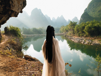 Isaac Julien, Mazu, Silence (Ten Thousand Waves), 2010, Endura Ultra photograph, 180 x 240 cm, Courtesy of the artist