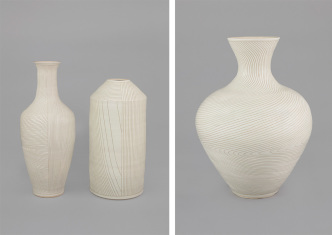 Left: Shio Kusaka, (line 55), 2017, Stoneware, 27 x 11 1/4 x 11 1/4 inches, & (line 67), 2017, Stoneware, 23 3/4 x 11 3/4 x 11 3/4 inches, Photo: Brian Forrest, Courtesy of the artist and Gagosian. Right: Shio Kusaka, (line 65), 2017, Stoneware, 28 x 19 x 19 inches, Photo: Brian Forrest, Courtesy of the artist and Gagosian