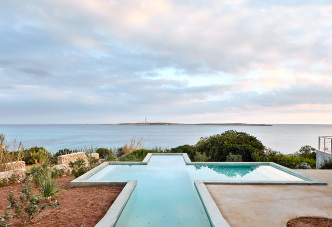 MAIO, Piscine Menorca, Centro Cultural de Belém Foundation Archive