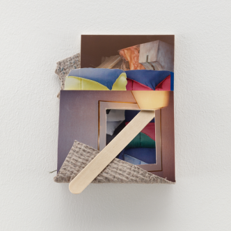 Vincent Fecteau, Untitled, 2014, Mixed media collage, 15 x 13 x 4 cm, © Vincent Fecteau, Courtesy the artist and Matthew Marks Gallery