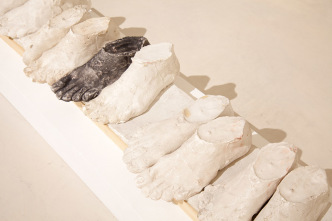 Vlassis Caniaris, Aspects of racism II, 1970, Plaster, 15 x 125 x 30 cm, Donated by Ioanna Irini Caniaris, 2014, Inv. No. 994/14