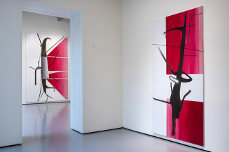 (from left to right) Albert Oehlen, Ohne Titel (Baum 27), 2015, Pinault Collection, Ohne Titel (Baum 13), 2014, Private Collection, Installation View at Palazzo Grassi, 2018, © Palazzo Grassi, Photo: Matteo De Fina