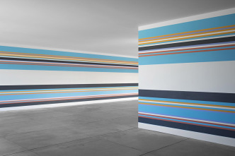 Bridget Riley, Royal Liverpool University Hospital, 1983, as wall painting, Bolt of Colour, 2017, Chinati Foundation-Marfa, Texas. © Bridget Riley 2017, All rights reserved, Photo: Alex Marks