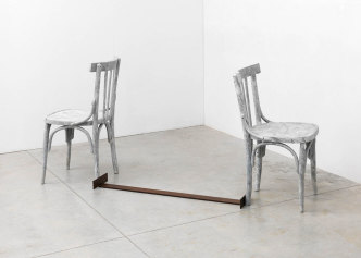 Paolo Icaro, Quota, 1976, Steel and chairs, 90 x 186 x 43 cm, © Paolo Icaro, Courtesy the artist and Galleria Massimo Minini