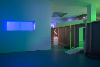 Laure Prouvost, installation view AM-BIG-YOU-US LEGSICON, 2019. Exhibition architecture by Diogo Passarinho Studio. Photo M HKA