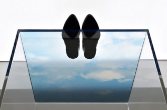 Giulio Paolini , In cielo, 2018, Color photograph printed on acetate, men’s shoes, Plexiglas base, Base: 230 x 60 x 60 cm, Photograph: 60 x 60 cm, 240 x 60 x 60 cm (overall), Courtesy the artist and Marian Goodman Gallery-New York/Paris/London , Photo: Rebecca Fanuele