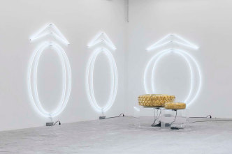 Sylvie Fleury, Gold Fountains_PW and LKW, 2003, © Sylvie Fleury, Courtesy the artist and Kunstraum Dornbirn