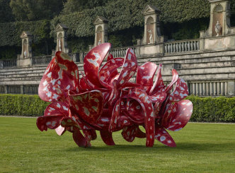 Exhibition view, Tony Cragg at Boboli Gardens, Giardino di Boboli, Florence, Courtesy the artist and Le Gallerie Degli Uffizi