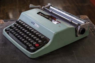 Allen Ginsberg's Olivetti Lettera typewriter, 1960s, Beat Museum-San Francisco, © Beat Museum, Photo: Dennis Hearne