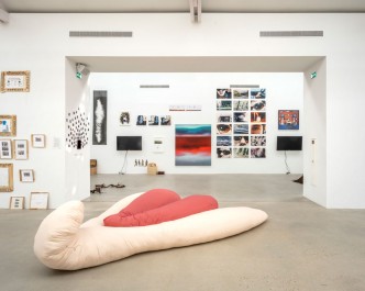 En Être, Exhibition view Galerie Thaddaeus Ropac-Pantin, 2020, Courtesy Galerie Thaddaeus Ropac