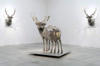 Kohei Nawa, PixCell-Reedbuck (Aurora), Exhibition view Gyre Gallery-Tokyo, 2020-2021, © Kohei Nawa, Courtesy Kohei Nawa and Gyre Gallery