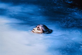 Claudia Andujar, The young Susi Korihana thëri swimming, infrared film, Catrimani, Roraima, 1972–74, © Claudia Andujar, Courtesy the artist and Fundación MAPFRE