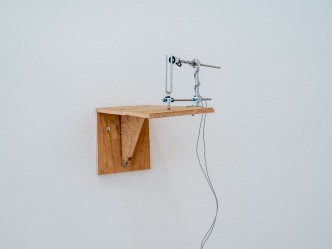 Alex Reynolds, Justine, 2021, Customized tuning fork, electronics, steel, and wood, © Alex Reynolds, Courtesy the artist and Galería Marta Cervera-Madrid