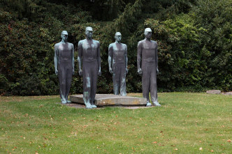 Adolf Wamper, Memorial with Miners, 1953, Cemetery in Rotthausen in Gelsenkirchen © DHM/Photographer: Thomas Bruns, 2020