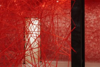 Chiharu Shiota, Tracing Boundaries, 2021. © Paula Virta / EMMA – Espoo Museum of Modern art