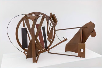 Anthony Caro, Table Piece CCLXXX (B0282), 1975-1976, steel, rusted and varnished, 79 × 151 × 60 cm, 31 1/8 × 59 1/2 × 23 5/8 in, © © Barford Sculptures Ltd., Courtesy the artist and Galerie Templon