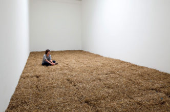 Helen Mirra, Straw fold, 2011-2021, exhibition view at the Bonner Kunstverein in 2011, Courtesy the artist, Photo: Simon Vogel