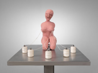 Louise Bourgeois, The Good Mother (detail), 2003, Fabric, thread, stainless steel, wood and glass, 109.2x 45.7 x 38.1cm, The Easton Foundation/VG Bild-Kunst, Bonn 2021, Photo: Christopher Burke