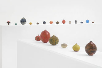 Installation view “Doyle Lane-Weed Pots”, David Kordansky Gallery-New York, 2023, Courtesy David Kordansky Gallery