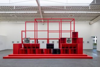 Exhibition view “Museum in Motion. A Collection for the 21st Century”, Hamburger Bahnhof - Nationalgalerie der Gegenwart, from 6.9.2024, pictured: Cevdet Erek, Bergama Stereo – Berlin Fragment, 2019-2024, © Nationalgalerie - Staatliche Museen zu Berlin / Jacopo La Forgia © Staatliche Museen zu Berlin, Nationalgalerie 2024 acquired by the Stiftung der Freunde der Nationalgalerie für zeitgenössische Kunst