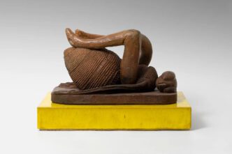 Johan Creten, La Mouche Morte, 2023, Bronze and glazed stoneware base, Sculpture: 33 x 56 x 32 cm, 13 x 22 x 12 1/2 in, Base: 11 x 67.5 x 41 cm, 4 1/2 x 26 1/2 x 16 in, Edition 2/6 + 1 AP, © Johan Creten, Courtesy the artist and Almine Rech Gallery